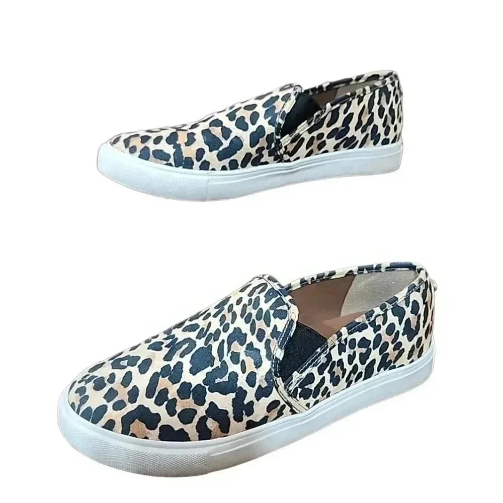 Steve Madden Cheetah Print Slip on sneakers. Size 8 - Picture 4 of 12